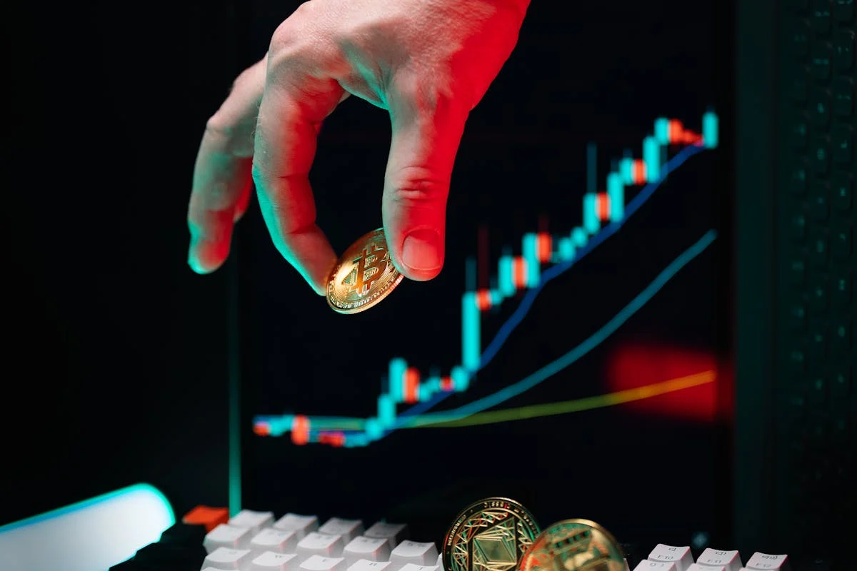 Biztonságos kriptovaluta-befektetés: egyszerű lépések a kockázatmentes kezdéshez 2025-ben